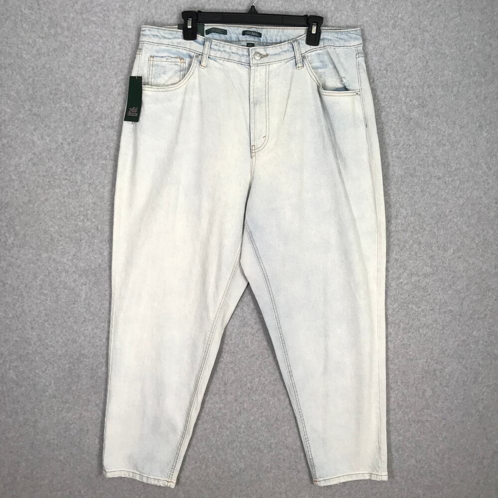 Wild Fable Jeans Junior s17 Light Blue Curvy Tapered‎ Distressed Worn Faded Acid